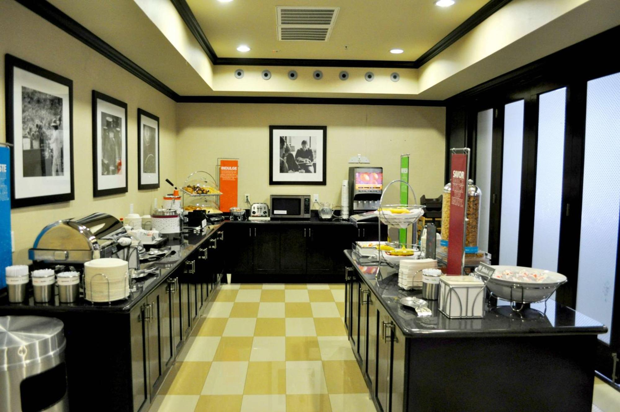 Hampton Inn & Suites Bay City Buitenkant foto